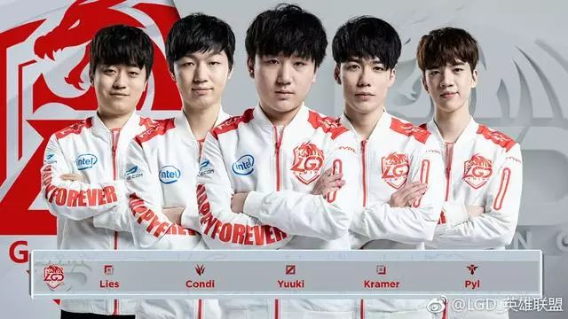 借此机会 借此机会